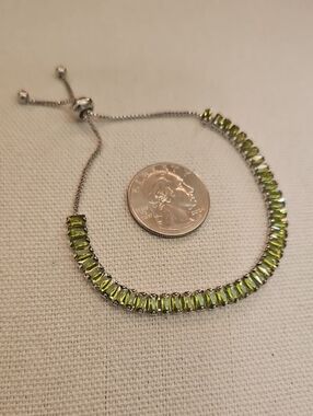 Adjustable Silver Bracelet with Peridot-Green Stones